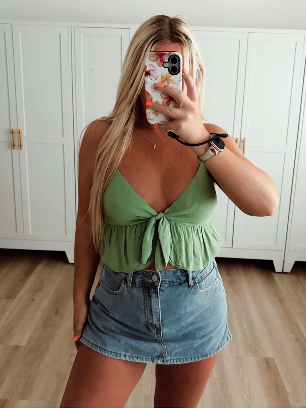 Green front tie cropped tank top